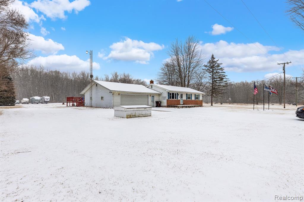 11345 HOFFMAN Road, Maybee, MI — Photo 2
