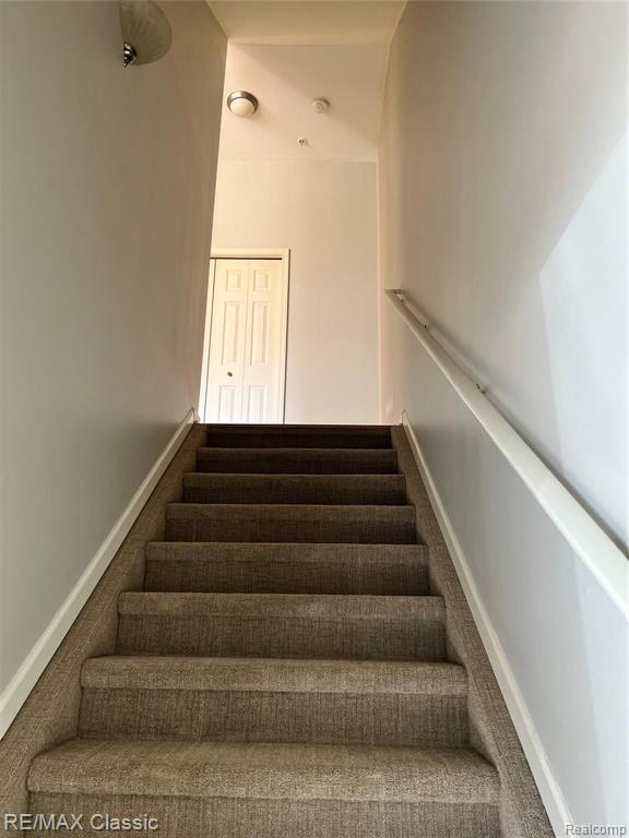 39773 ROCKCREST Circle, Northville, MI — Photo 3