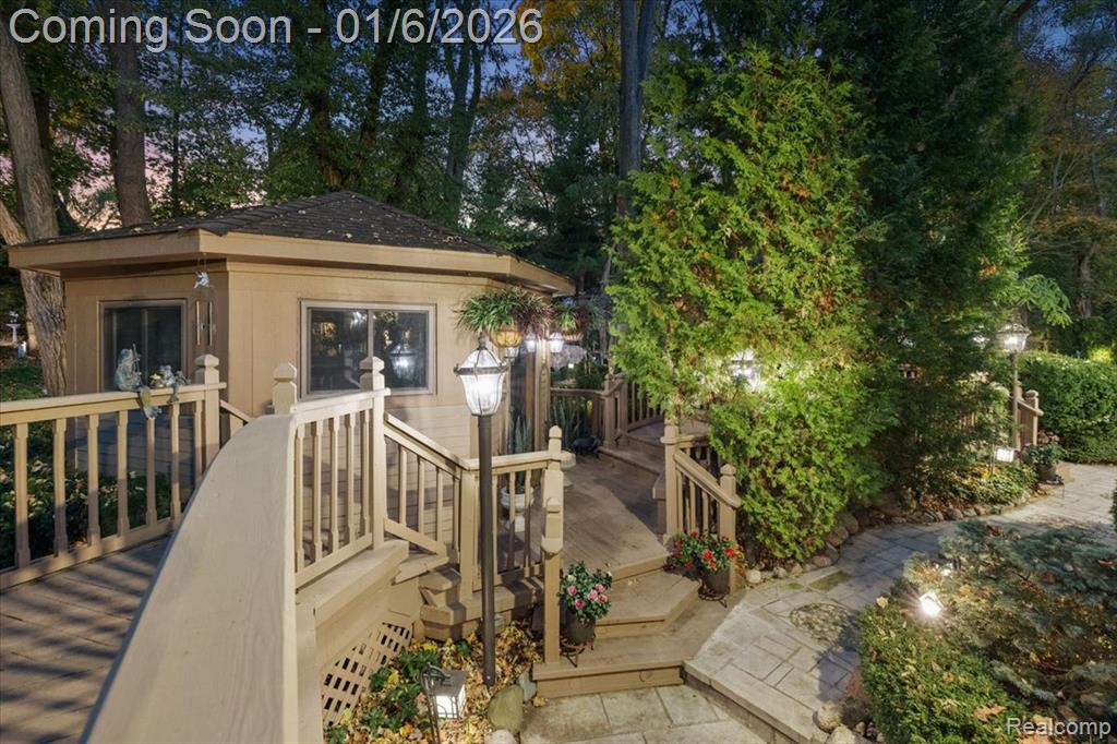 7310 Sandy Creek Lane, Bloomfield Hills, MI 48301 — Photo 63