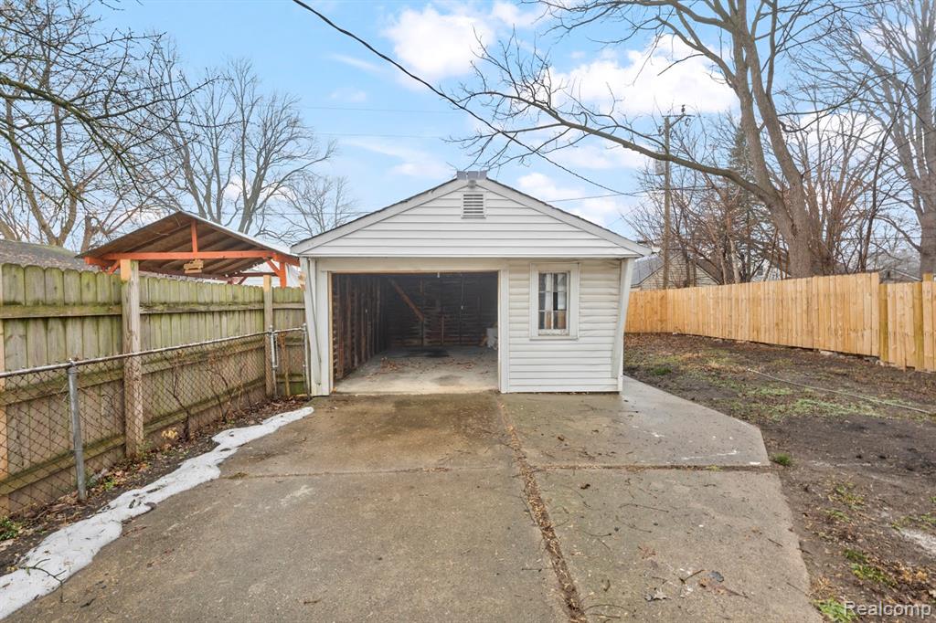 6485 Rosemont Avenue, Detroit, MI 48228 — Photo 6