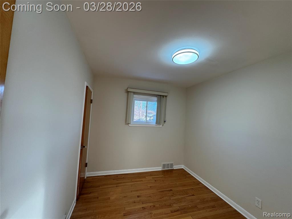 6326 Lathers Street, Garden City, MI — Photo 14