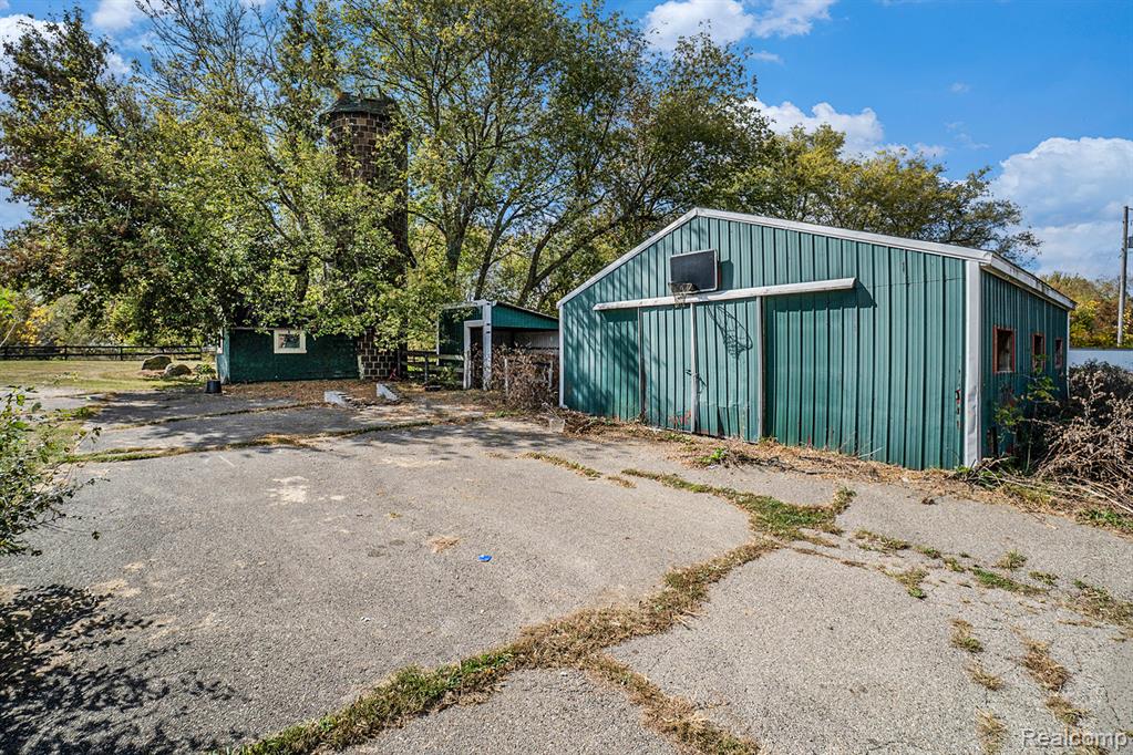 11295 E Lytle Road, Lennon Vlg, MI 48449 — Photo 21
