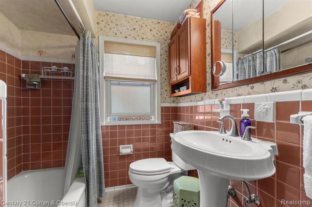 515 N WAVERLY Street, Dearborn, MI 48128 — Photo 20
