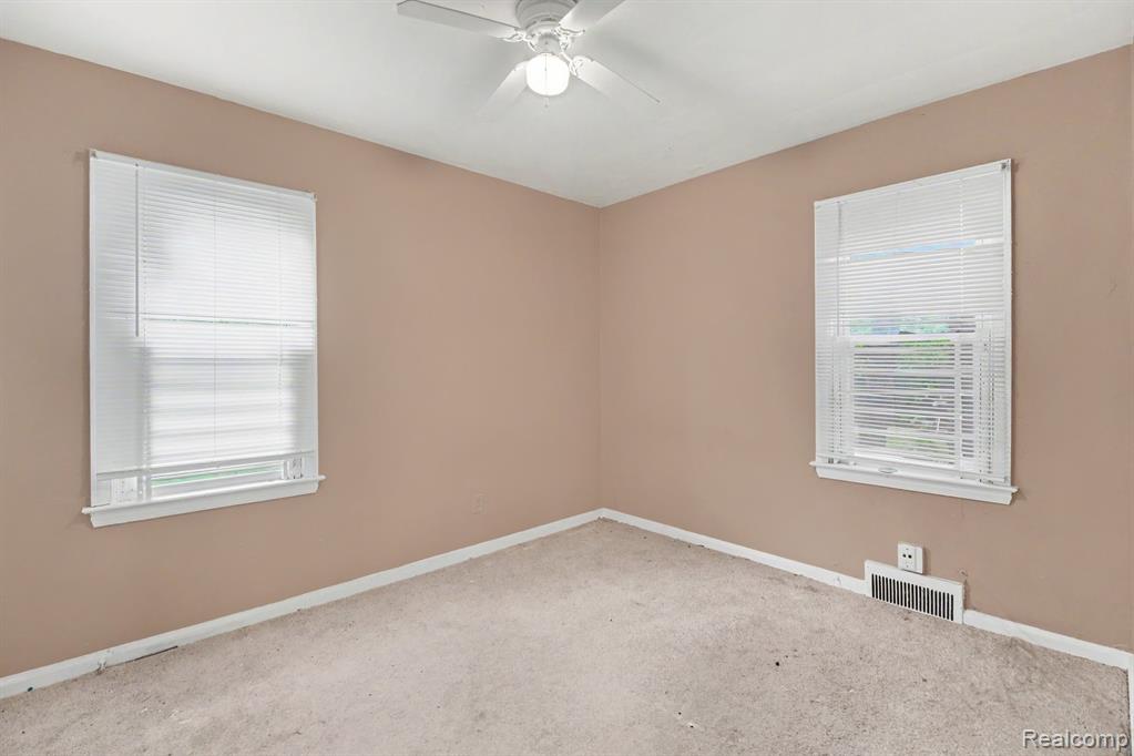 17333 Mansfield Street, Detroit, MI 48235 — Photo 16
