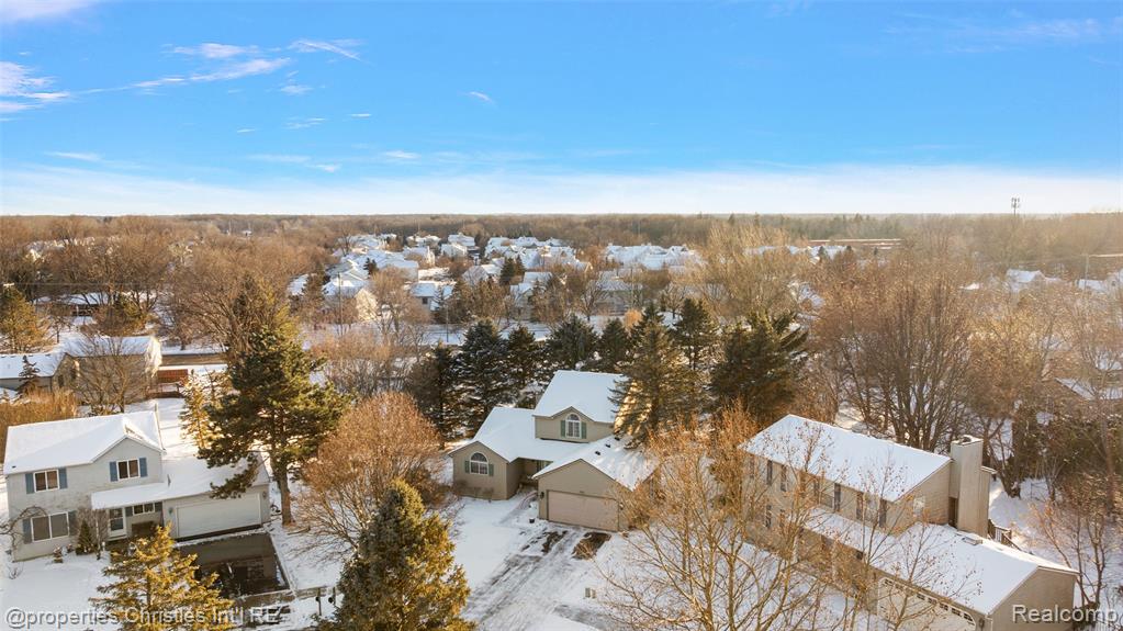 742 Feather Court, South Lyon, MI 48178 — Photo 35