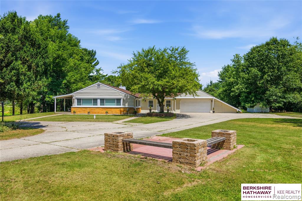 8025 Fieldcrest Drive, Brighton, MI 48116 — Photo 33