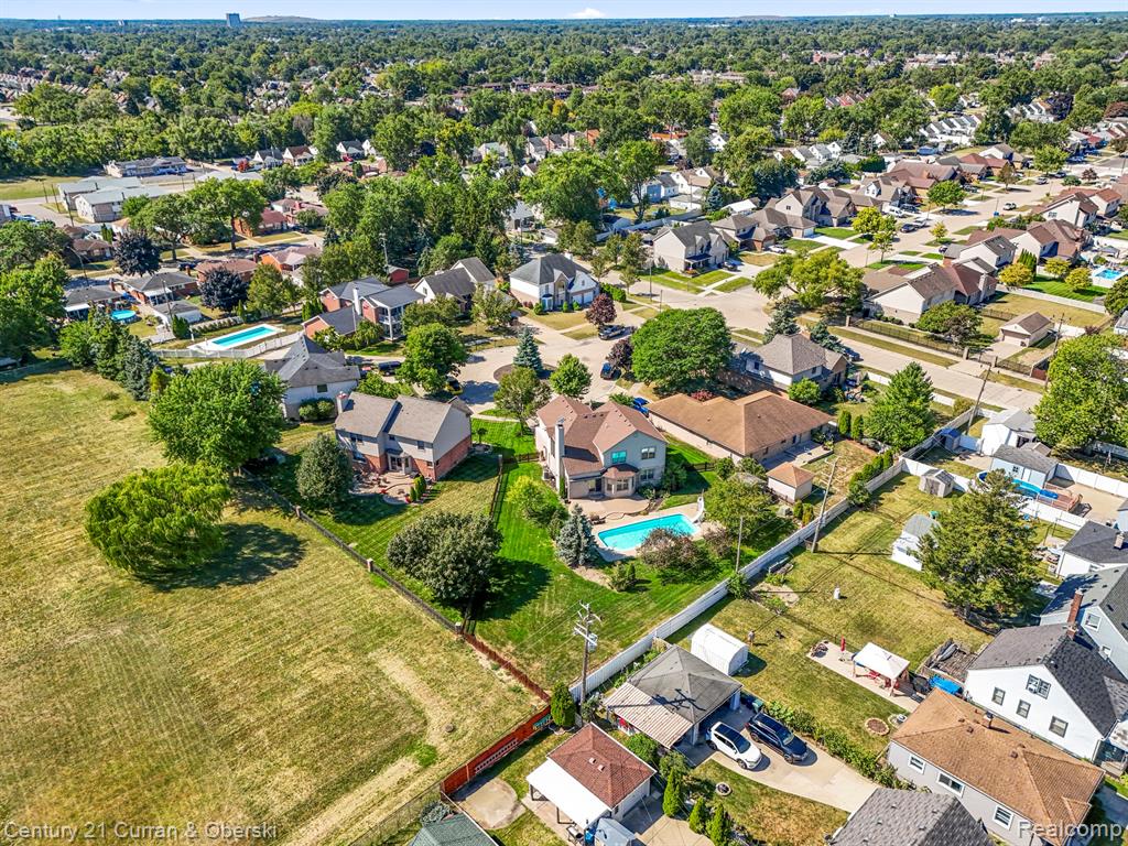 710 Saint Johns Blvd. Saint Johns Boulevard, Lincoln Park, MI 48146 — Photo 57