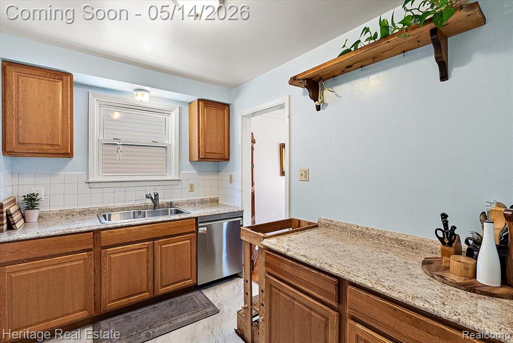 1349 West Boulevard, Berkley, MI 48072 — Photo 10