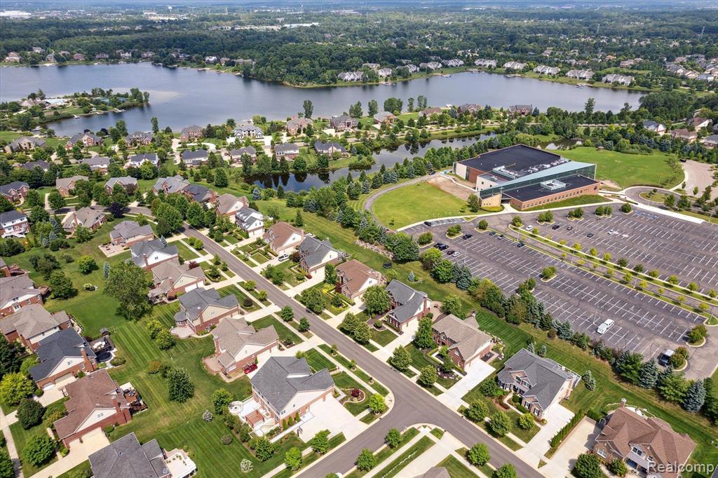 50371 LANGLEY Drive, Novi, MI — Photo 46