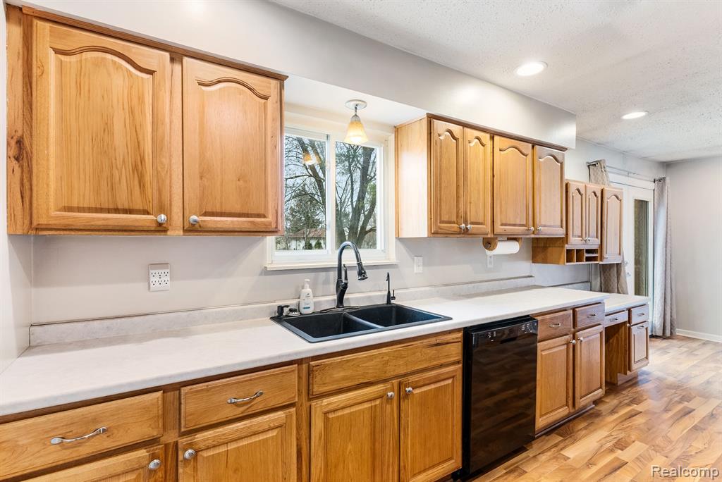 8629 CANADA Road, Birch Run, MI 48415 — Photo 22