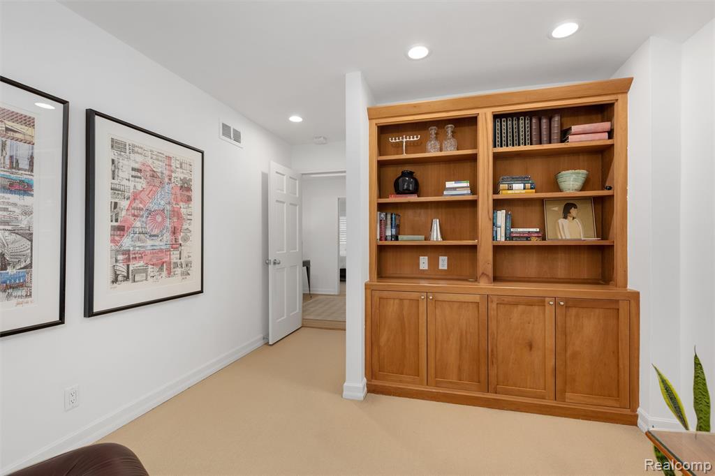 6183 Lantern Lane, Bloomfield Hills, MI 48301 — Photo 26