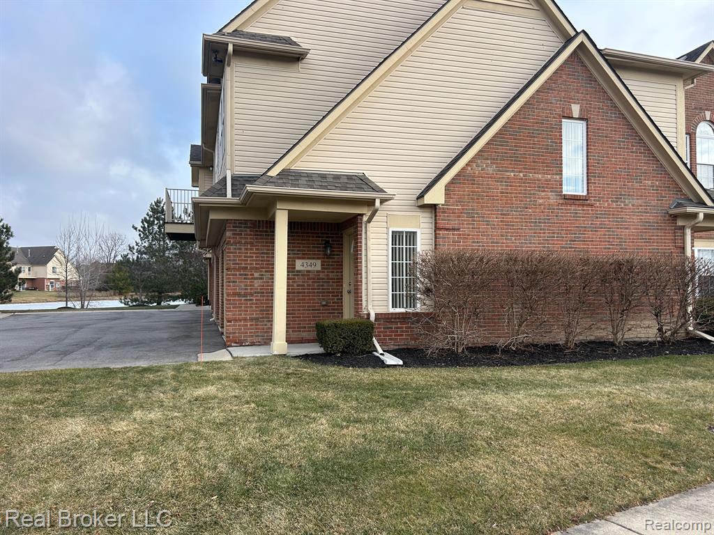 4349 SOUTHBRIDGE Drive, Canton, MI 48188 — Photo 2