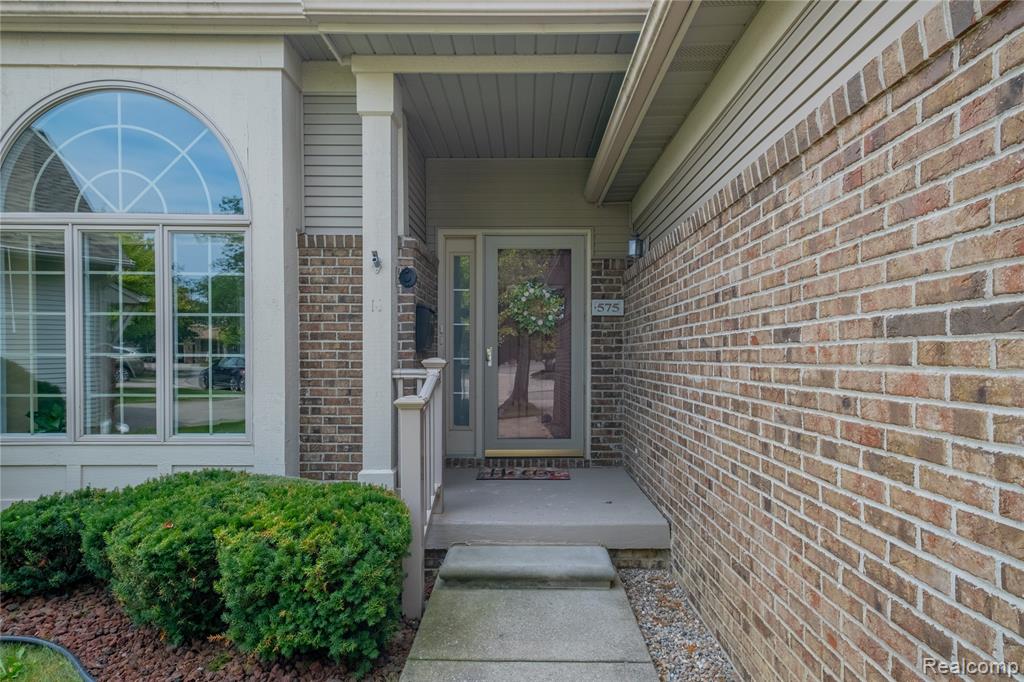 575 Rolling Hills Lane, Lapeer, MI 48446 — Photo 3