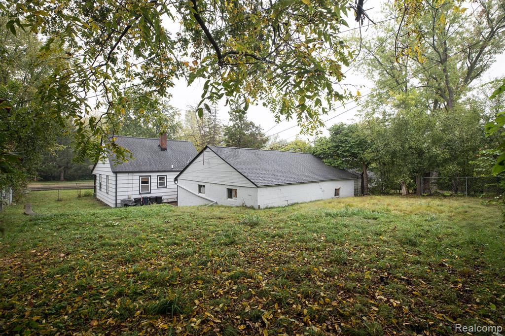 2551 Platt Road, Ann Arbor, MI 48104 — Photo 2