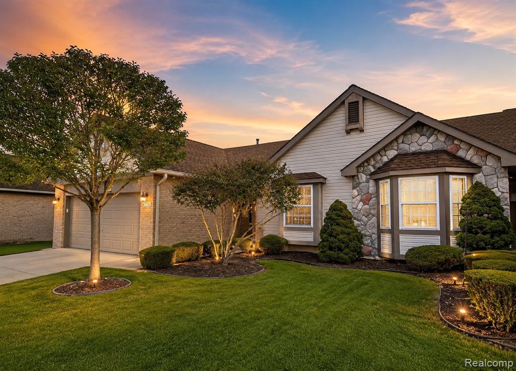 42292 Bayberry, Clinton Twp, MI 48038