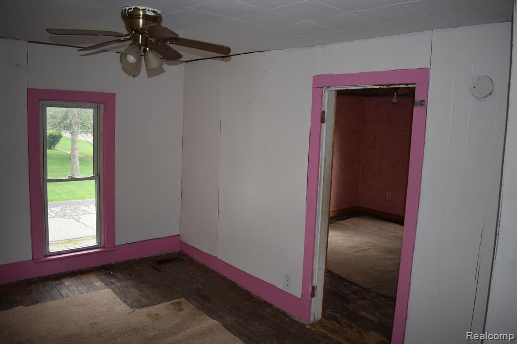 402 N SHIAWASSEE Street, Bancroft, MI 48414 — Photo 10
