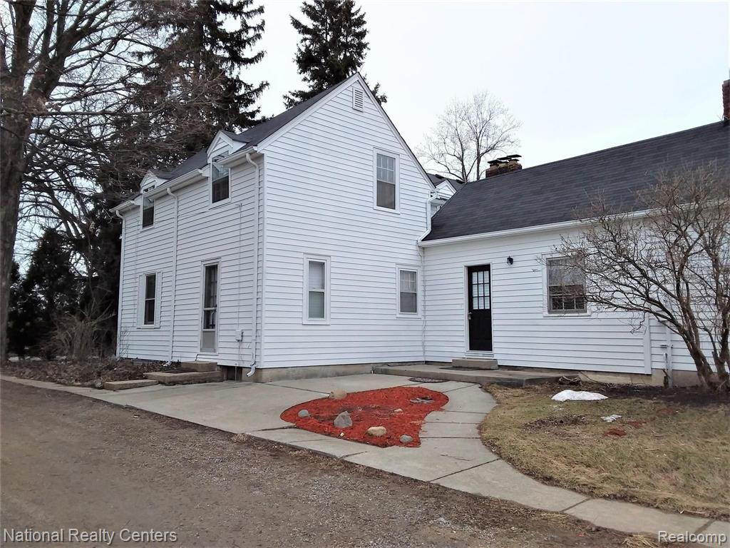 60001 E 8 MILE Road, South Lyon, MI 48178 — Photo 3