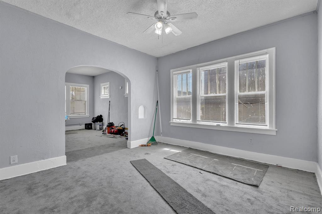 3945 Lenox Street, Detroit, MI 48215 — Photo 8