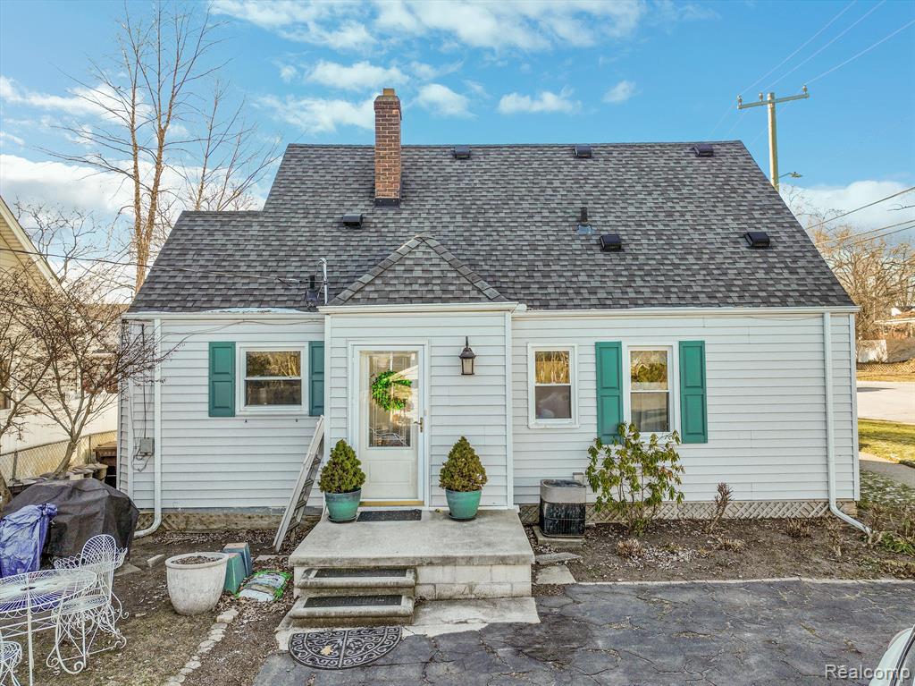 498 Pacific Street, Plymouth, MI 48170 — Photo 8