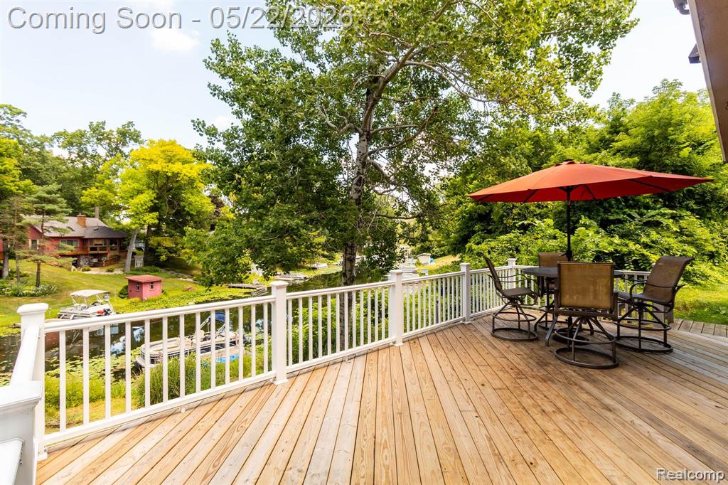 1398 BEAVERBROOK Drive, Holly, MI 48442 — Photo 9