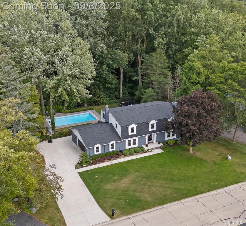 4605 Sunningdale Drive, Bloomfield Hills, MI 48302 — front exterior