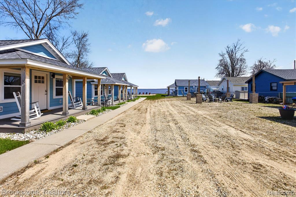 6330 W Houghton Lake Drive, Houghton Lake, MI 48629 — Photo 15