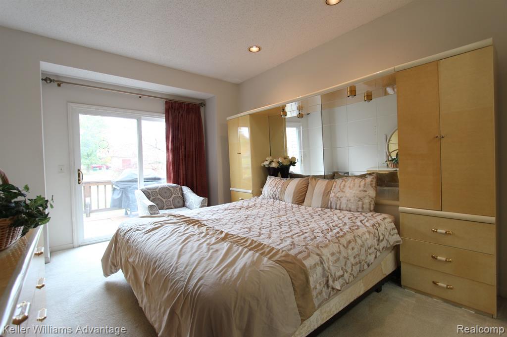 41840 Cantebury Drive, Novi, MI 48377 — Photo 18