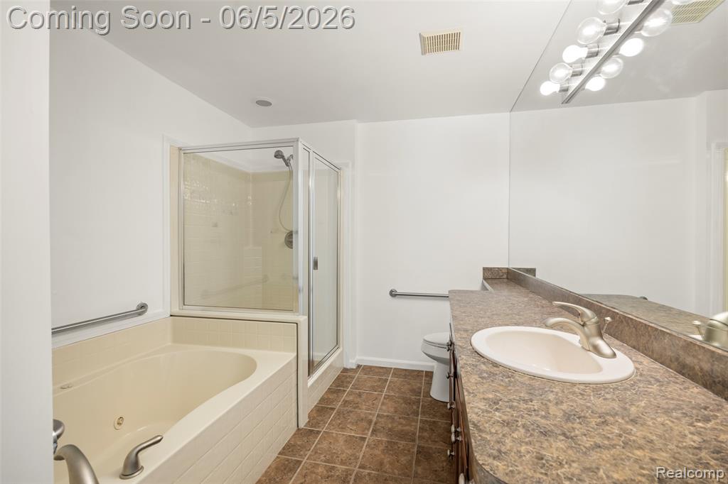42268 Hanover Drive, 4, Van Buren, MI 48111 — Photo 13
