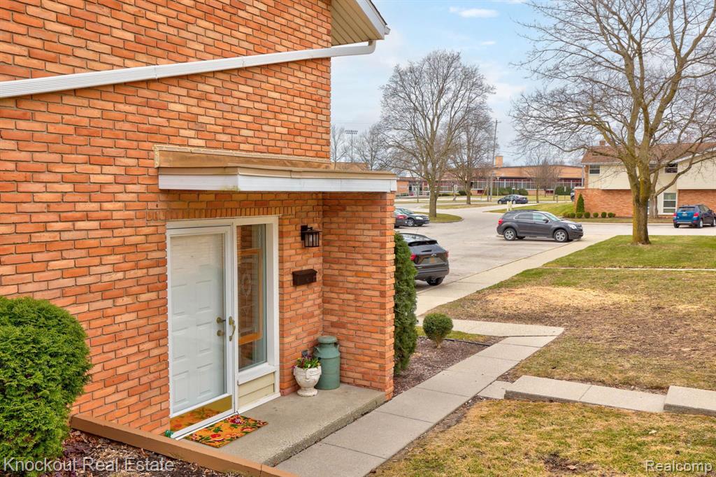 700 E GENESEE Street, D-17, Frankenmuth, MI 48734 — Photo 31