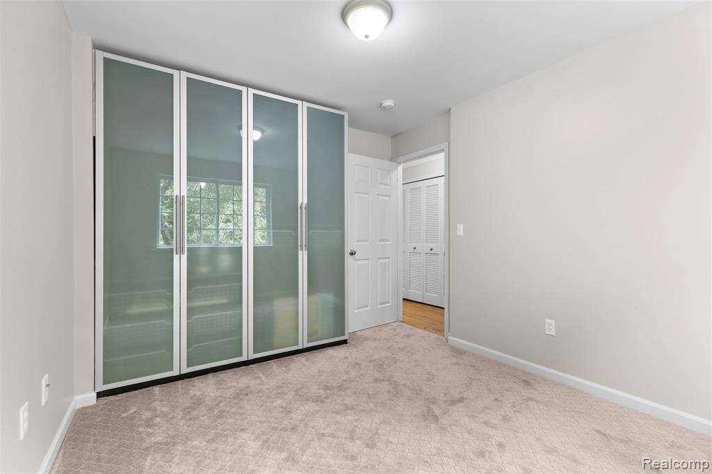6387 Scoter Lane, Ypsilanti, MI 48197 — Photo 19