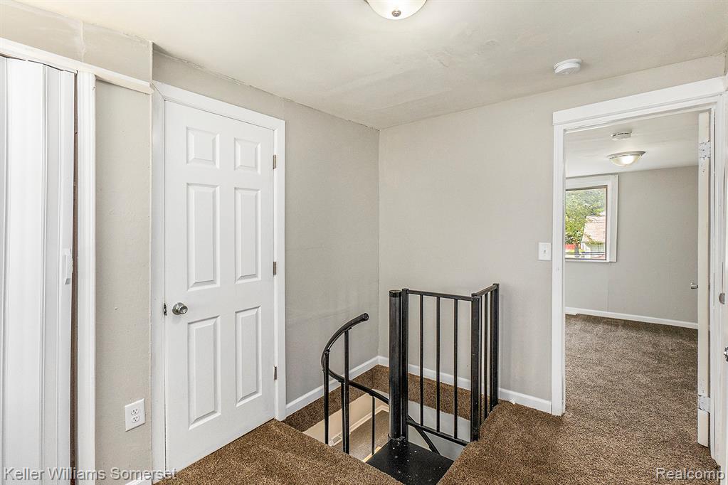 8427 Timken Avenue, Warren, MI 48089 — Photo 4