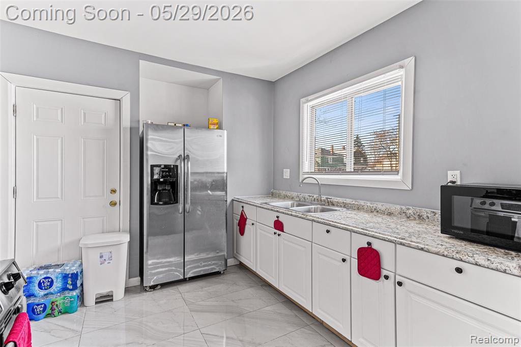 9365 Quincy Street, Detroit, MI 48204 — Photo 9