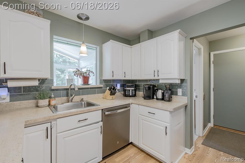 880 Joslyn Road, Lake Orion, MI 48362 — Photo 11