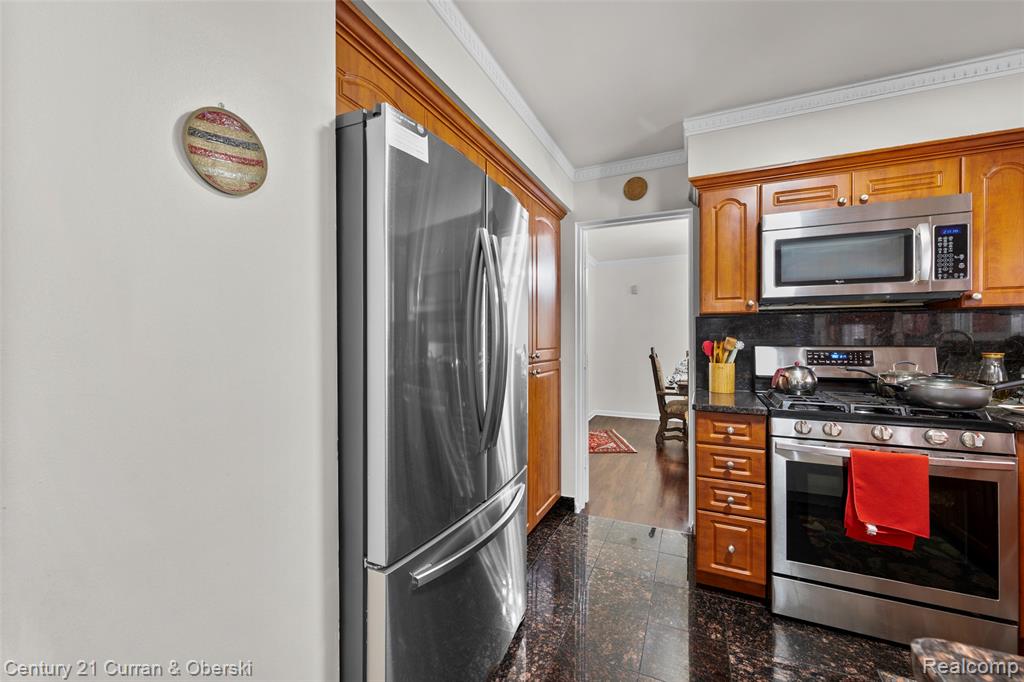 741 Berwyn Street, Dearborn Heights, MI 48127 — Photo 15