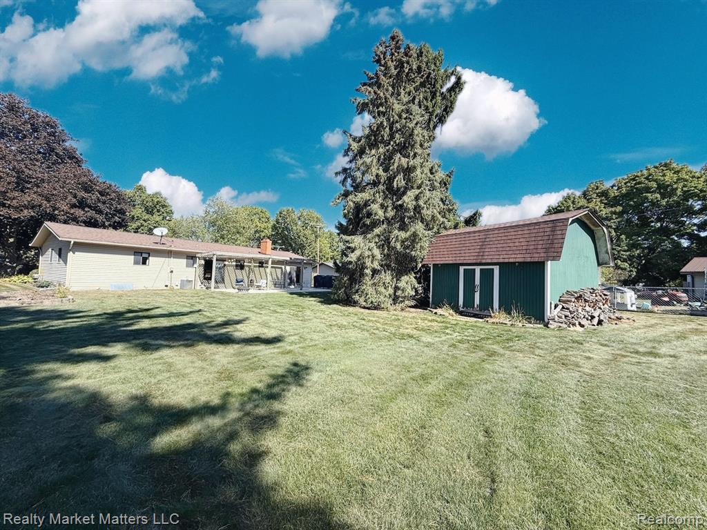 1215 Turrill Road, Lapeer, MI 48446 — Photo 18