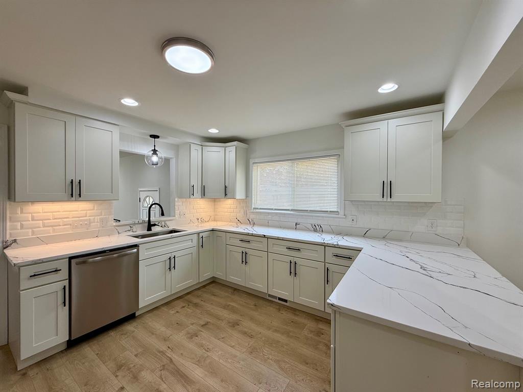 45949 Bontekos Avenue, Belleville, MI 48111 — Photo 14