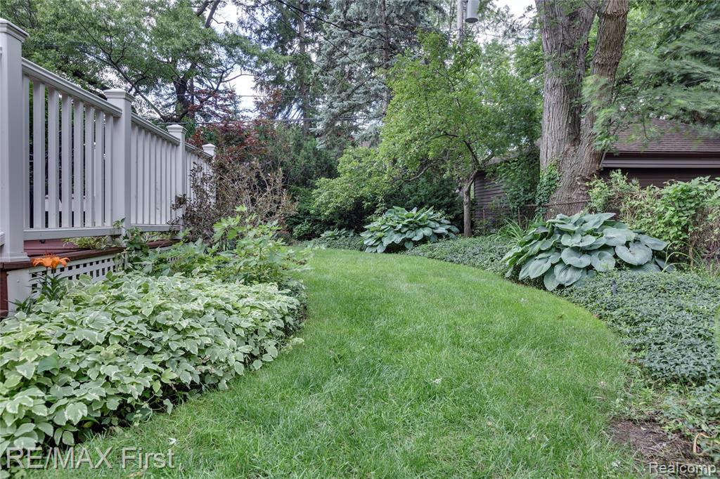 815 Oakridge, Ferndale, MI 48220 — Photo 45