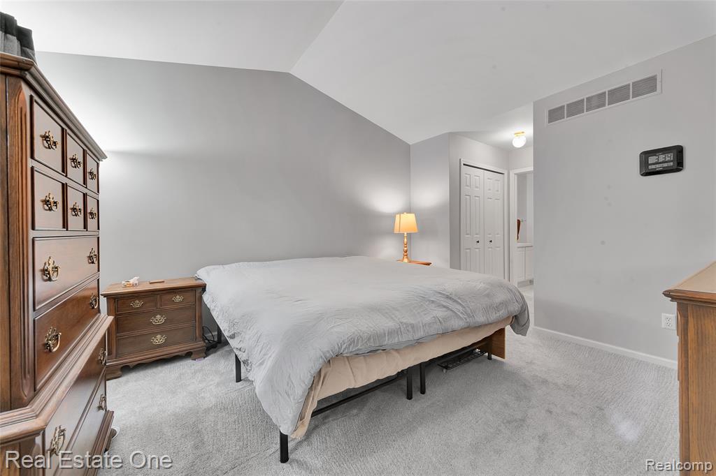 691 Chestnut Drive, Wixom, MI 48393 — Photo 25