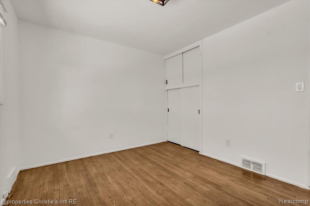 20574 Rutherford Street, Detroit, MI 48235 — Photo 18