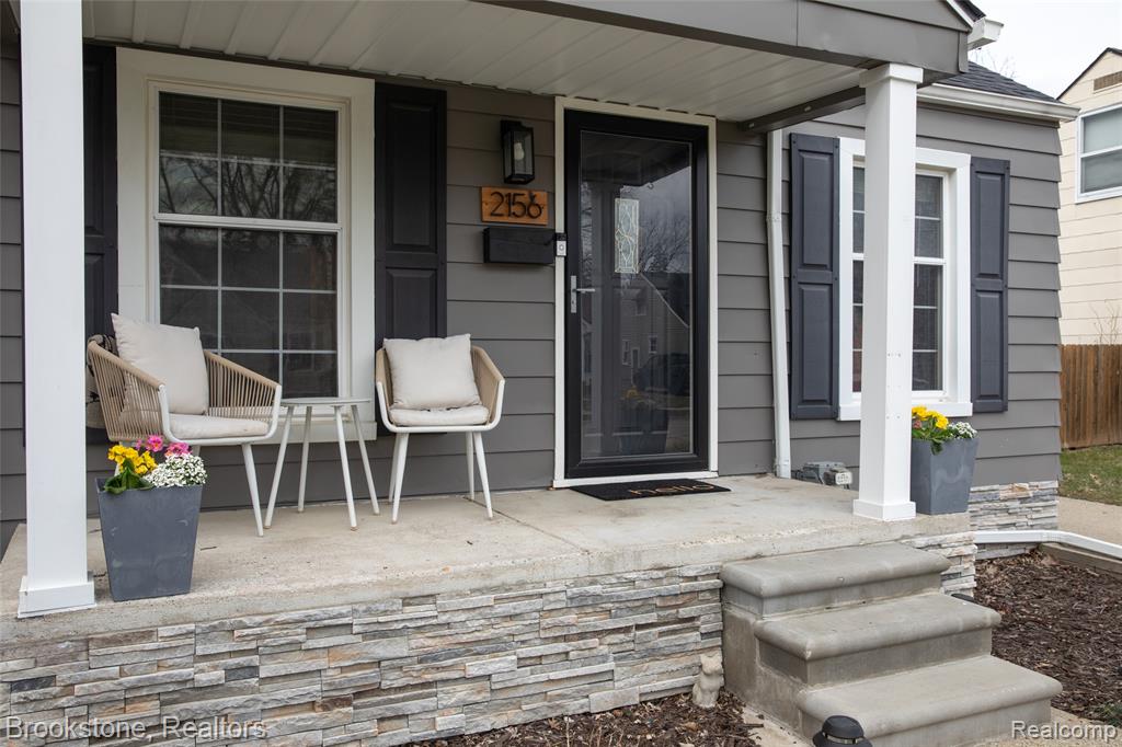 2156 Cambridge, Berkley, MI 48072 — Photo 10