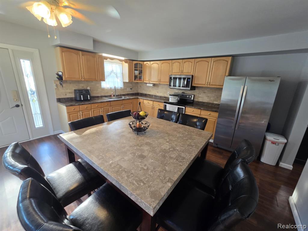 7647 Kitchen Road, Wales, MI — Photo 15