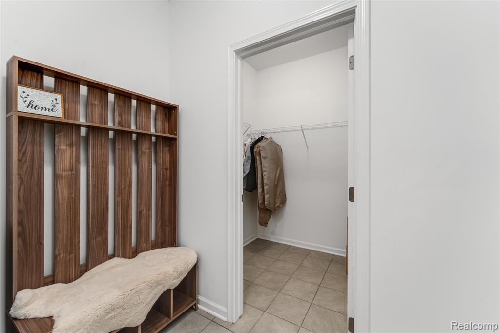 908 S Livernois Road, Rochester Hills, MI 48307 — Photo 40