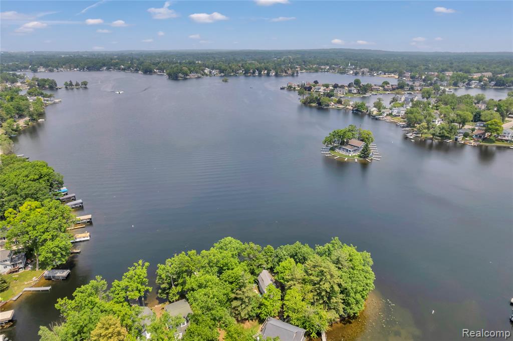 533 Bellevue Avenue, Lake Orion, MI 48362 — Photo 79
