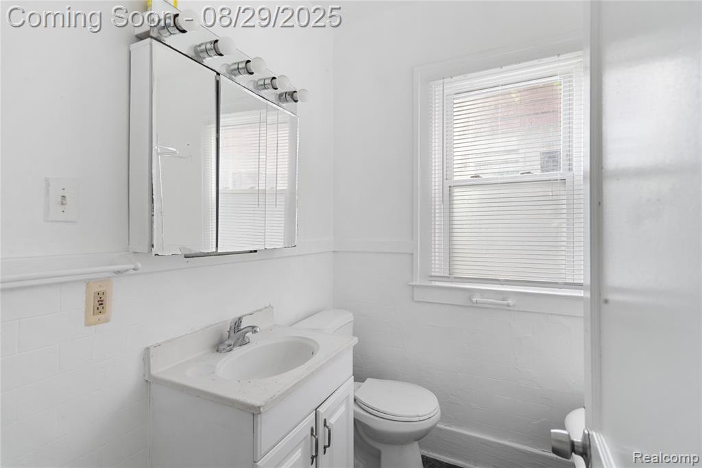 6073/6075 Whitewood Street, Detroit, MI 48210 — Photo 10