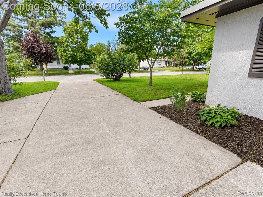 2914 Sturges Street, Port Huron, MI 48060 — Photo 25