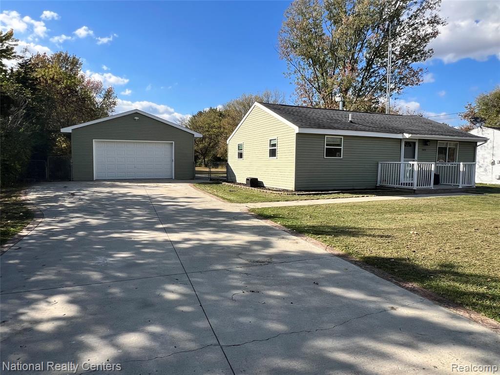 7444 Rory Street, Grand Blanc, MI 48439 — Photo 4