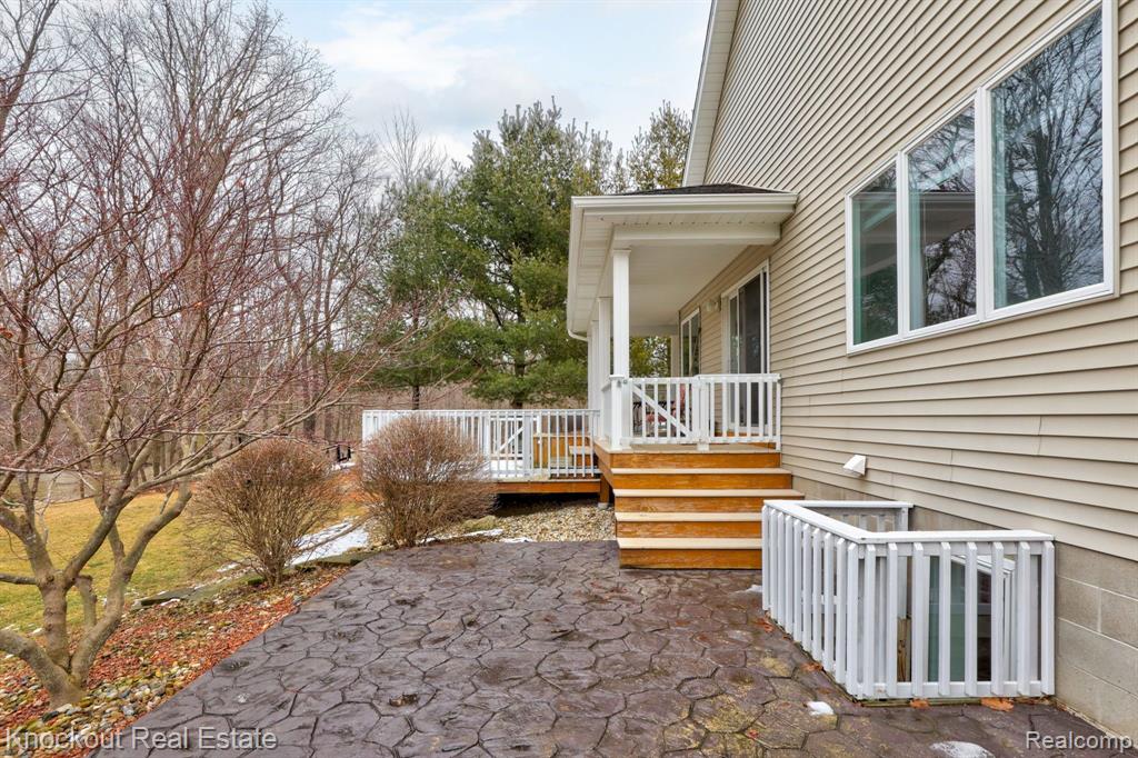 7578 Waters Edge Drive, Vassar, MI 48768 — Photo 48