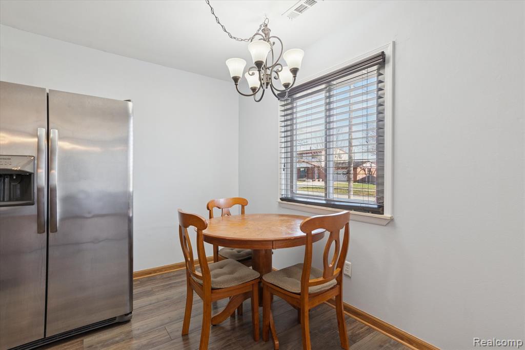 25898 Fairgrove Street, Woodhaven, MI 48183 — Photo 15