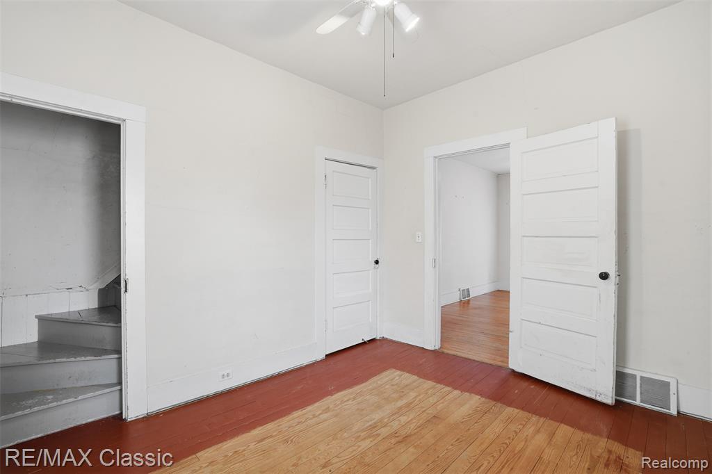 226 Franklin Street, Milford, MI 48381 — Photo 17