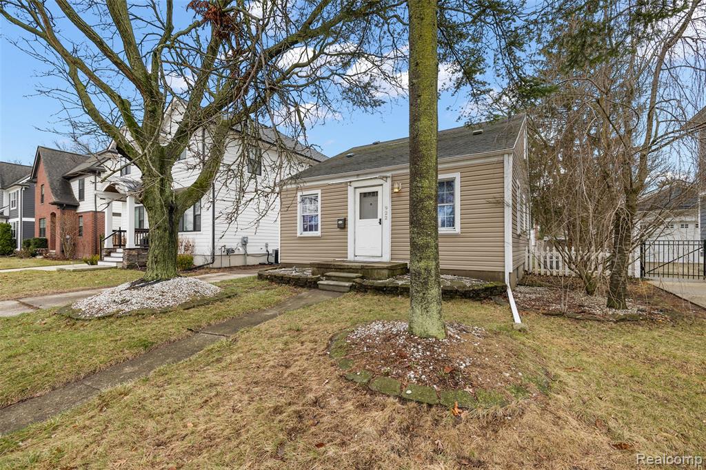922 McLean Avenue, Royal Oak, MI 48067 — Photo 37
